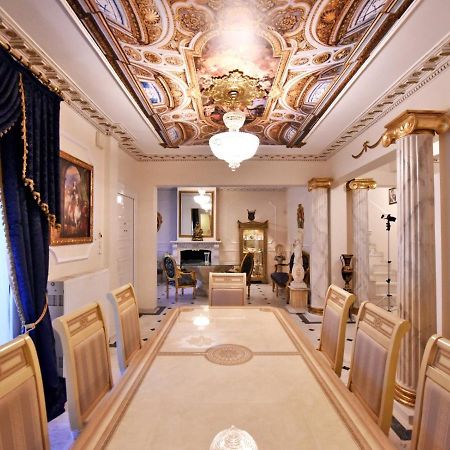 尼亚·蒙达尼亚Royal House公寓 外观 照片
