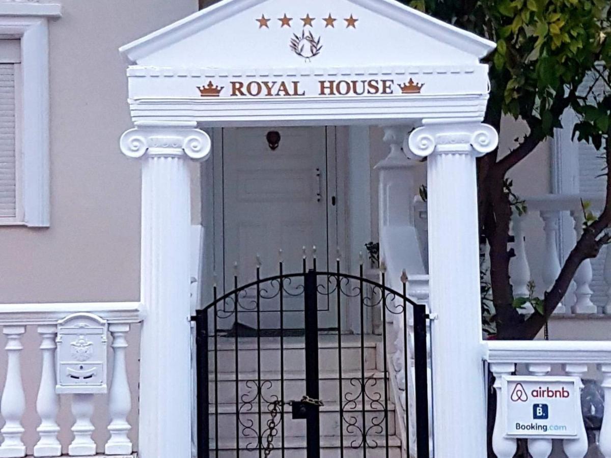 尼亚·蒙达尼亚Royal House公寓 外观 照片